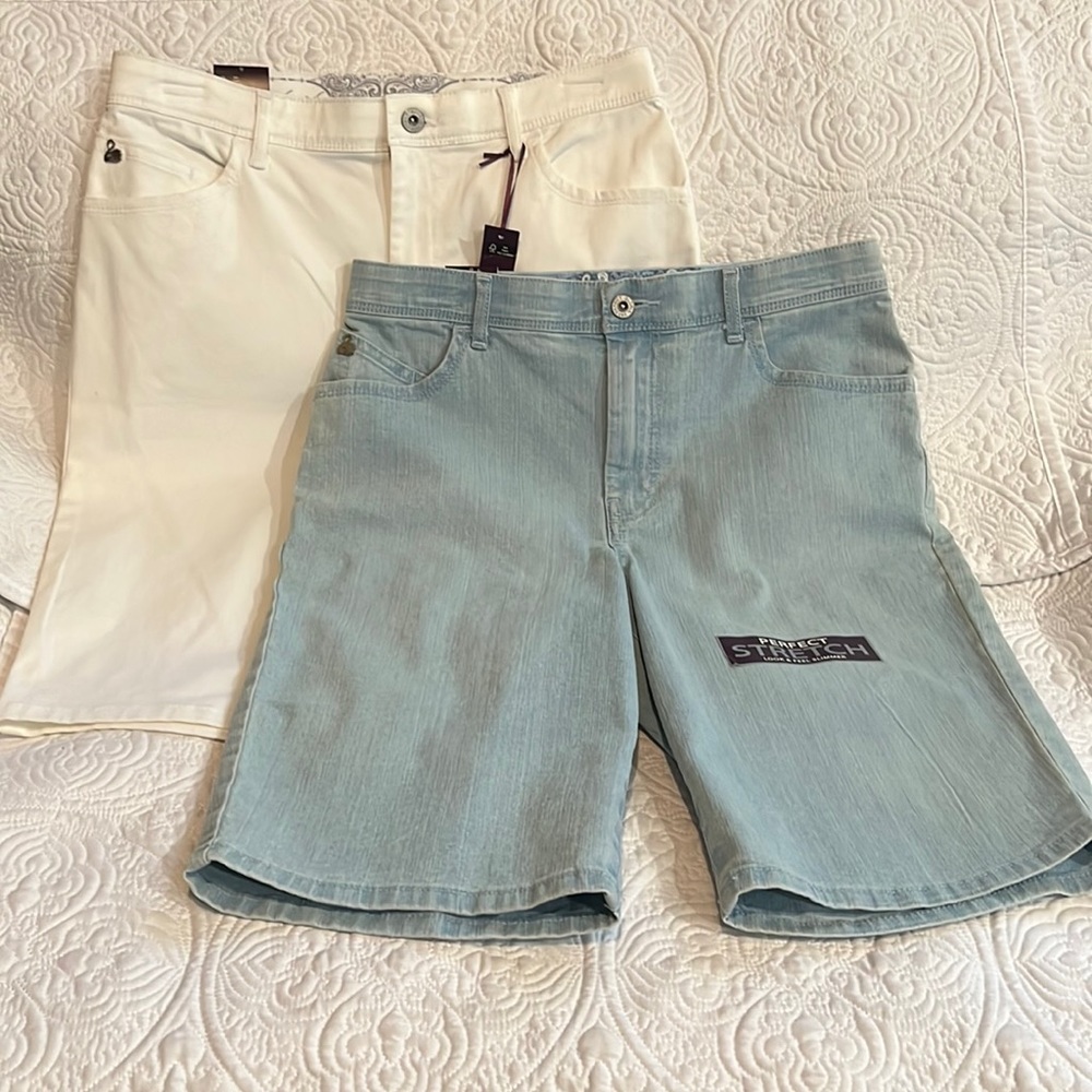 Gloria‎ Vanderbilt stretch shorts, size 6, NWT